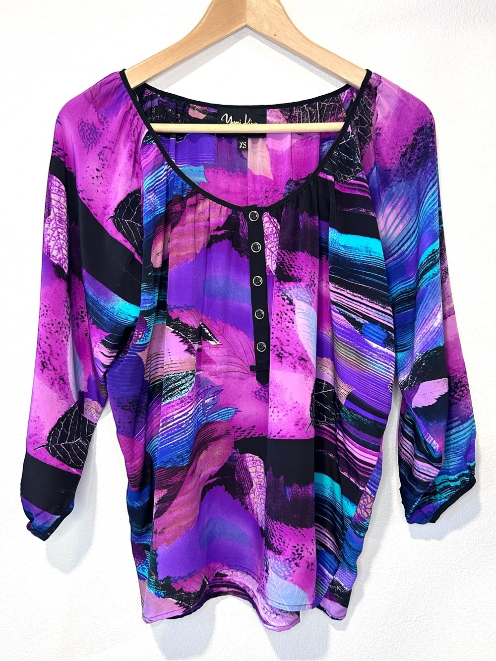 Yumi Kim Abstract Floral Print Silk Top 3/4 Sleeves Lightweight Feminine Size XS